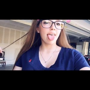 Meet your Posher, Lela